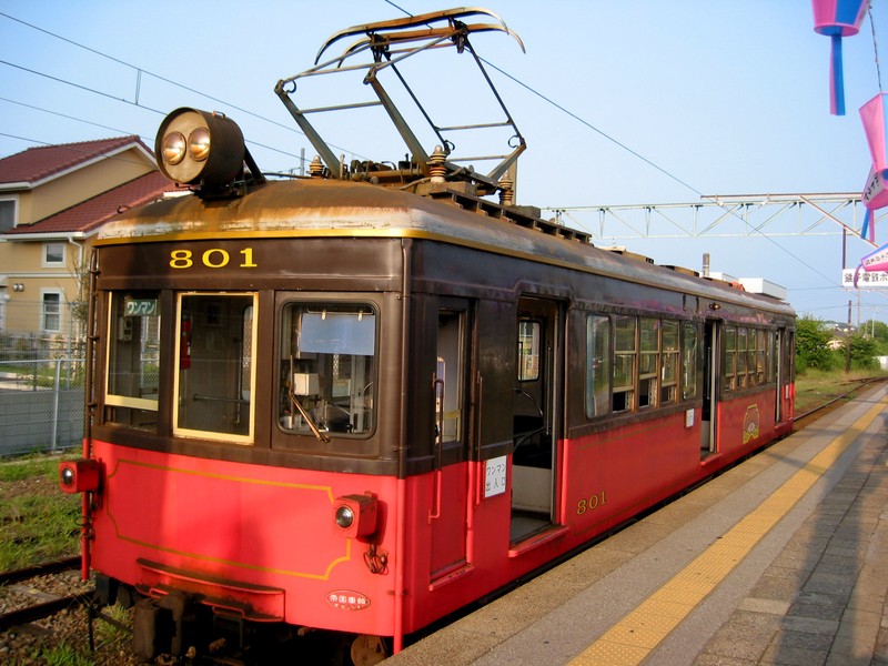 Train typique de la Choshi Dentetsu. Le 801 de 1951!