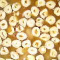 noisettes prises dans le caramel, côté verso